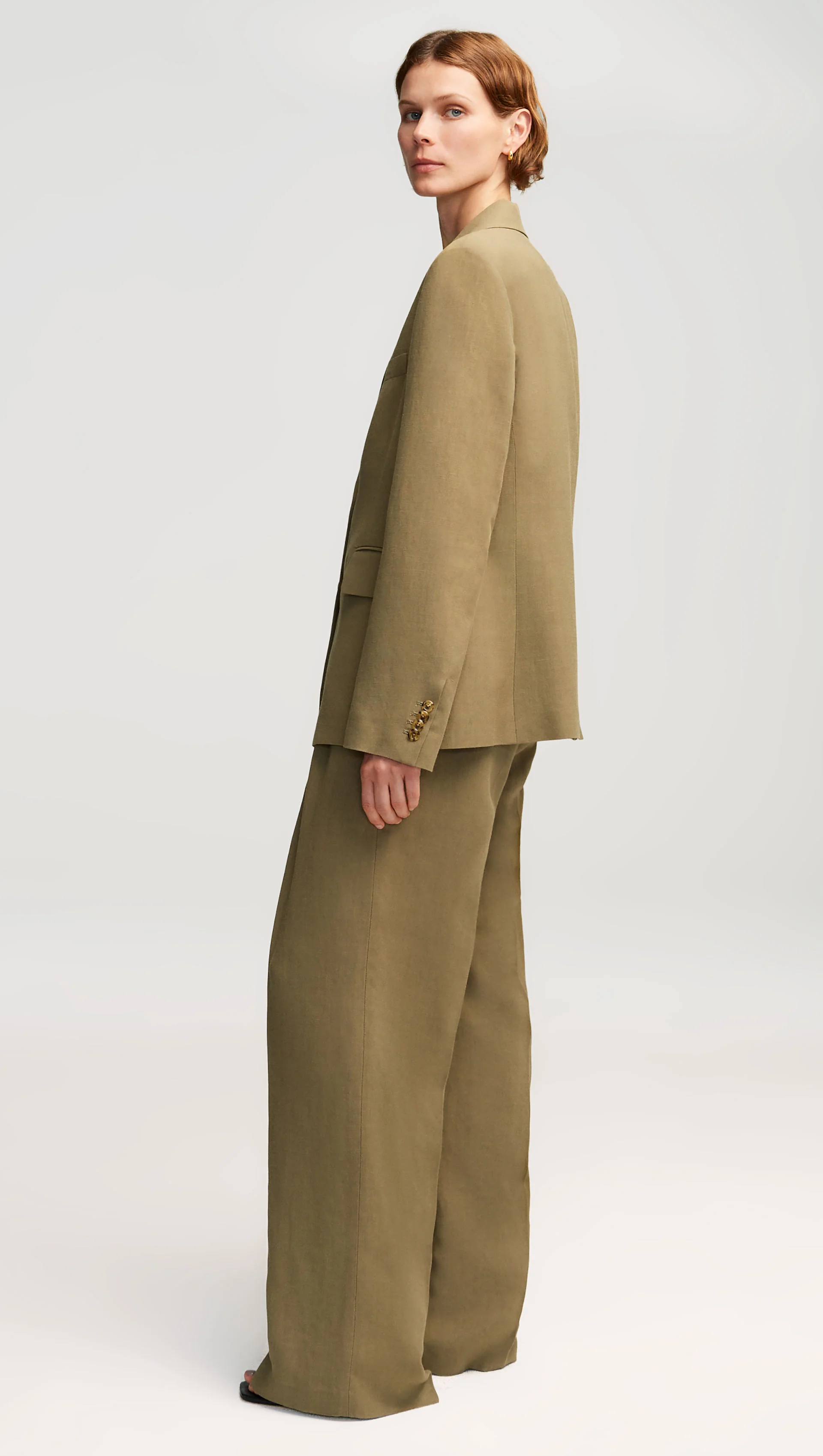 Boyfriend Blazer in Viscose Linen Twill | Khaki Green - Image 3