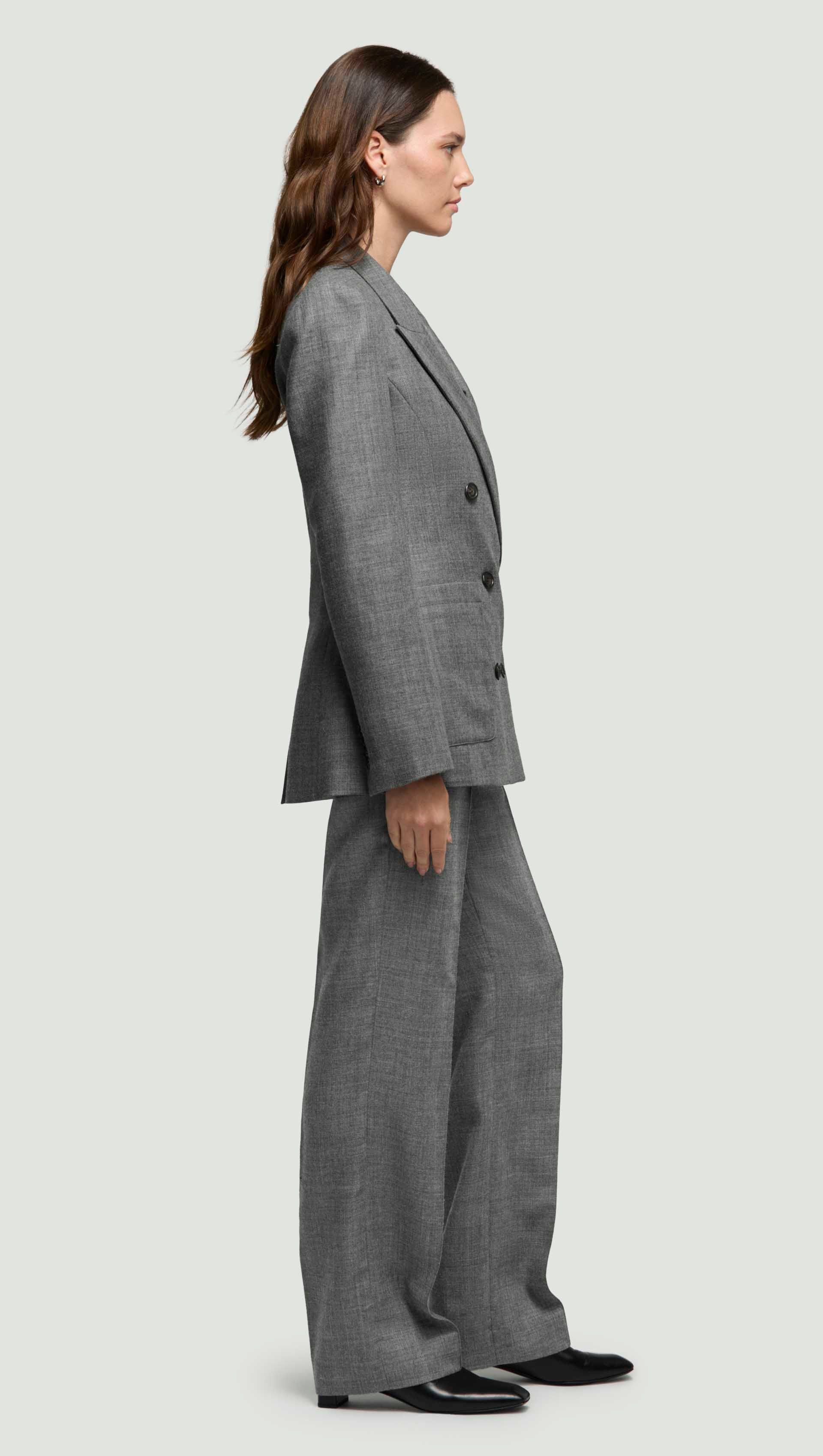 Chelsea Blazer in Textured Wool Twill | Grey Melange - Image 4