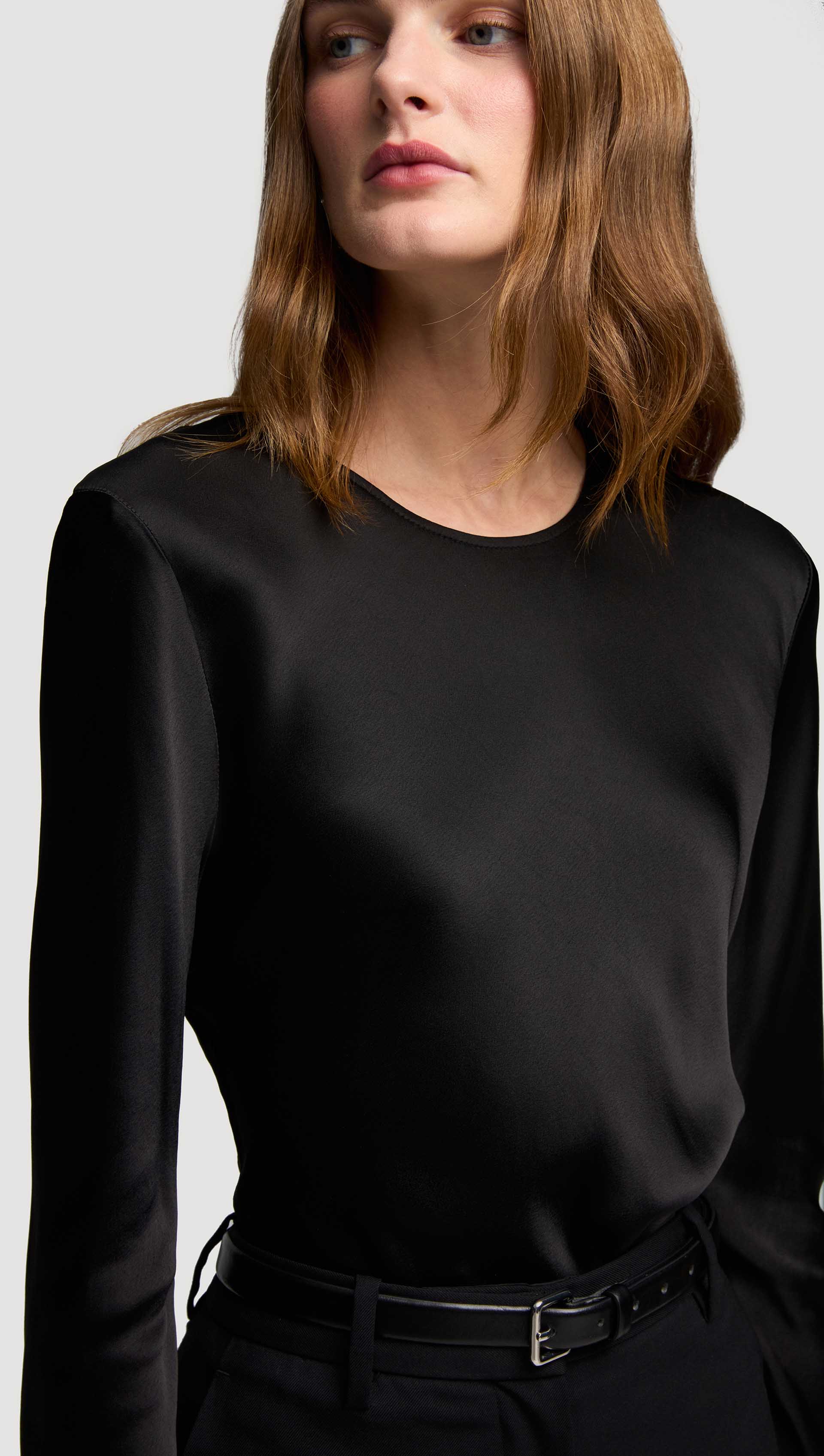 Longsleeve Bias Top in Viscose Satin | Black - Image 4
