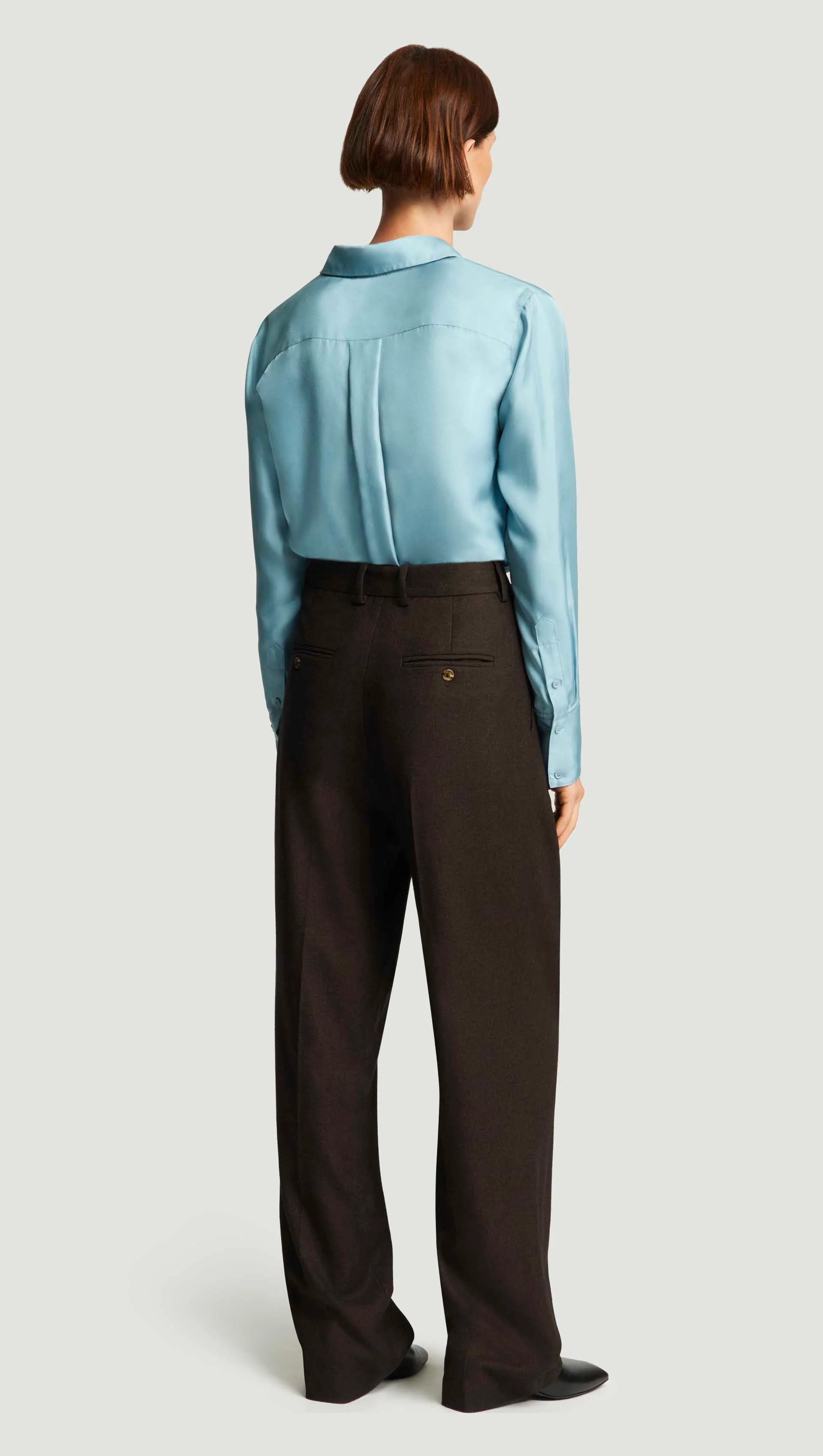 Pleated Tapered Trouser in Brushed Wool | Brown - Image 3