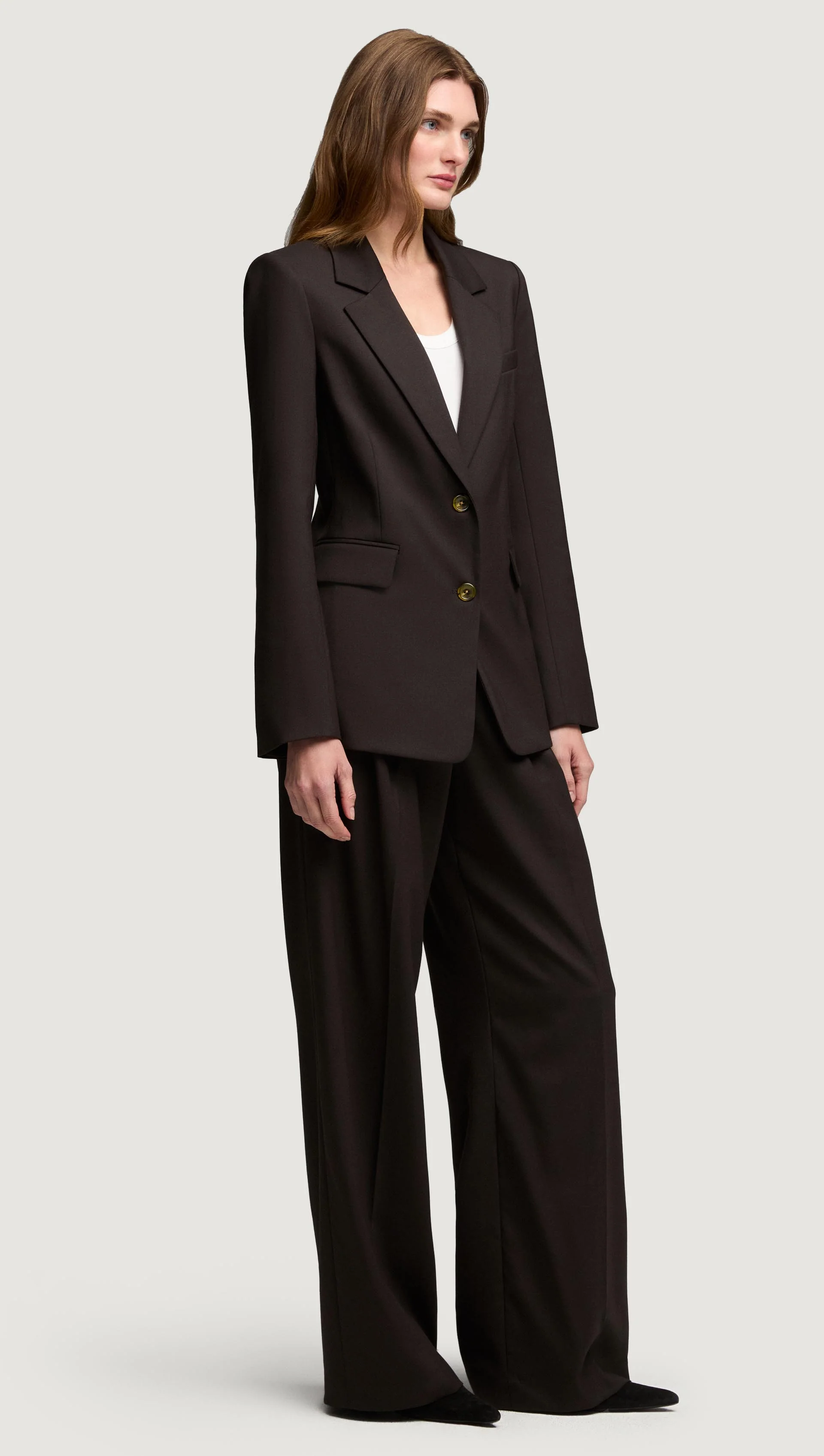 Pleated Trouser in Seasonless Wool | Coffee - Image 5
