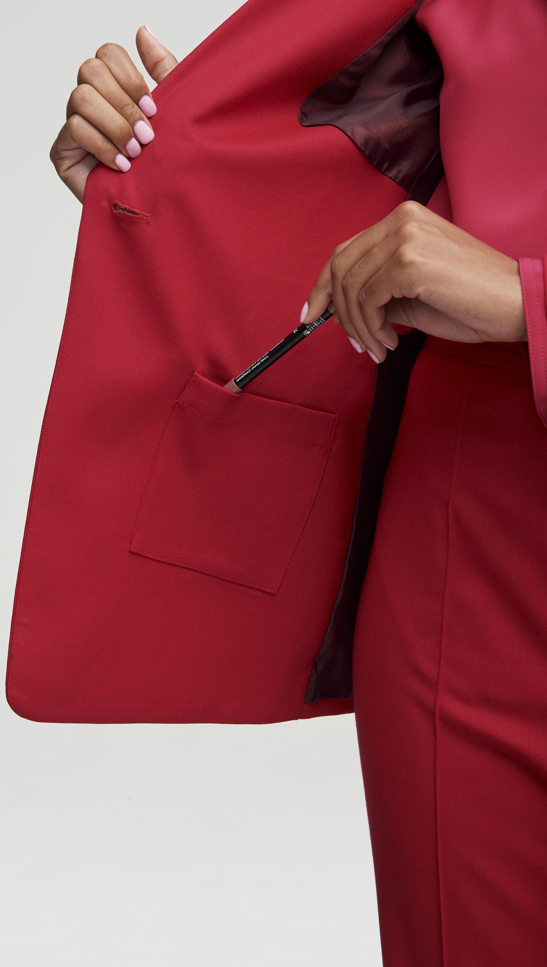 Single Button Blazer in Seasonless Wool | Cranberry - Image 4