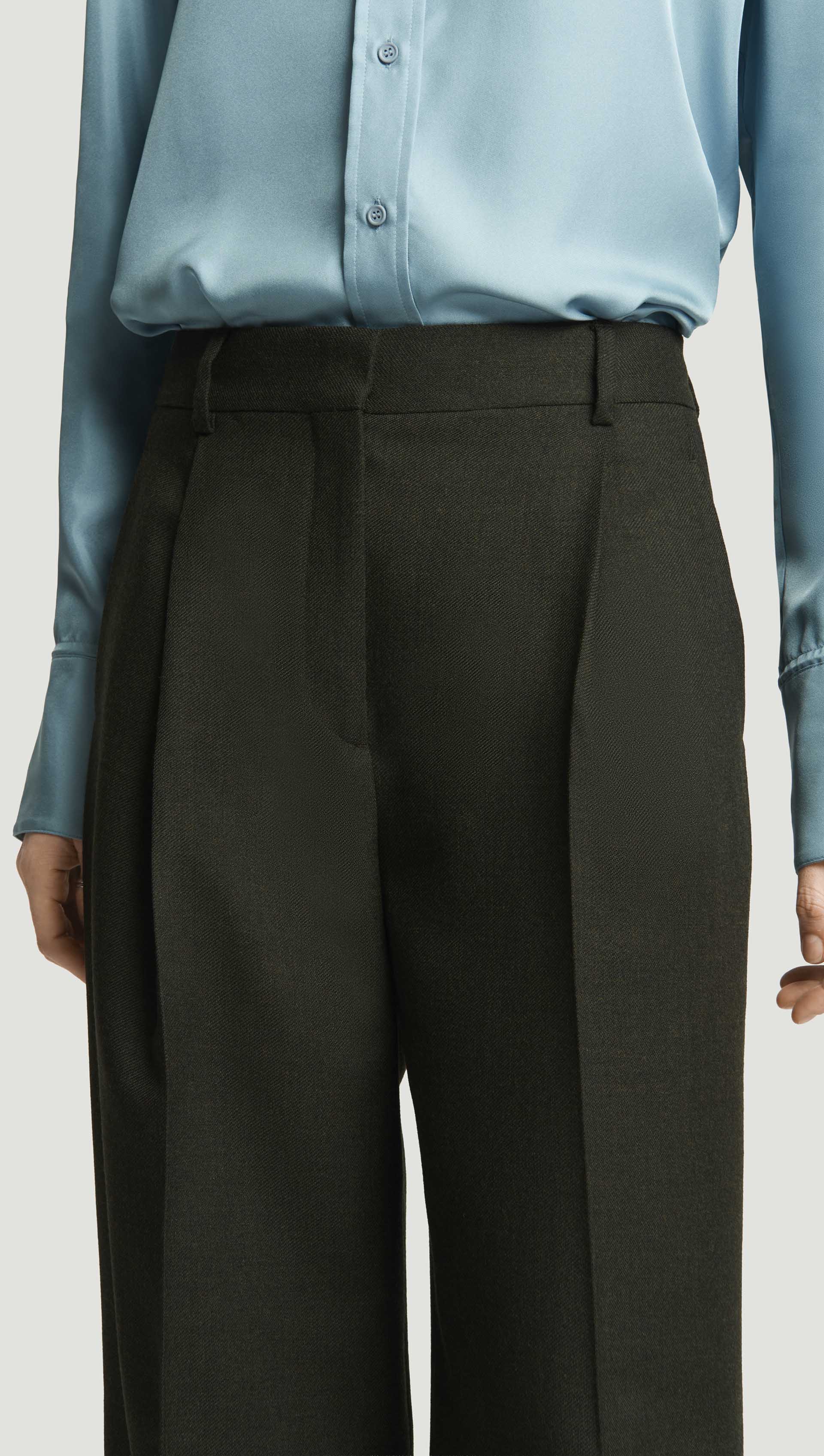 Single Pleat Trouser in Bellagio Wool | Hunter - Image 5