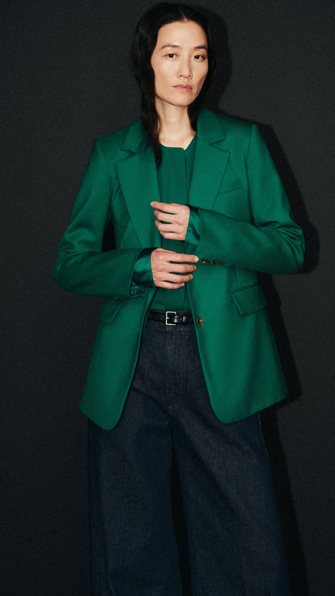 Two-Button Blazer in Seasonless Wool | Jade - Image 8