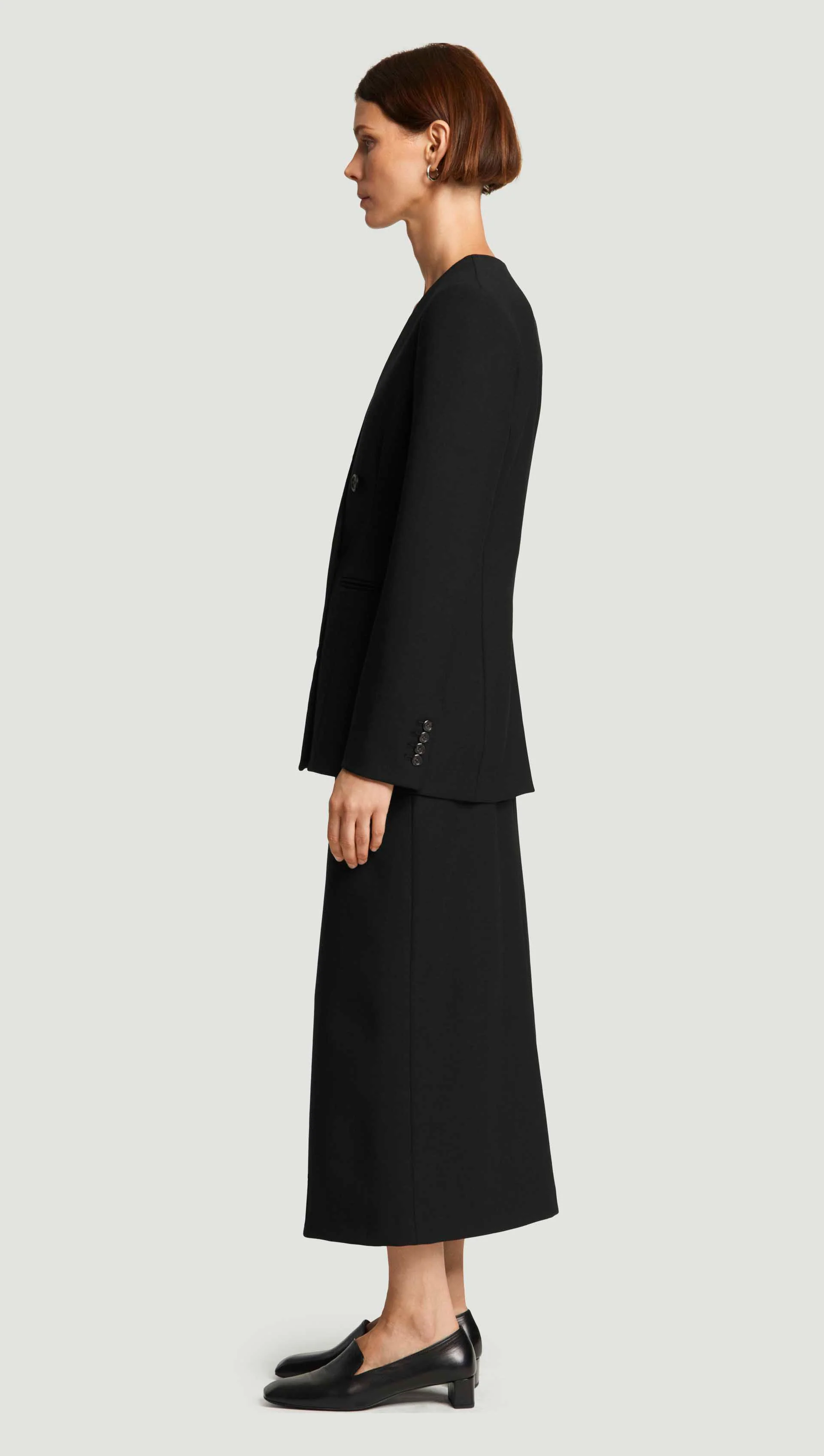 V-Neck Blazer in Heavy Wool Twill | Black - Image 3