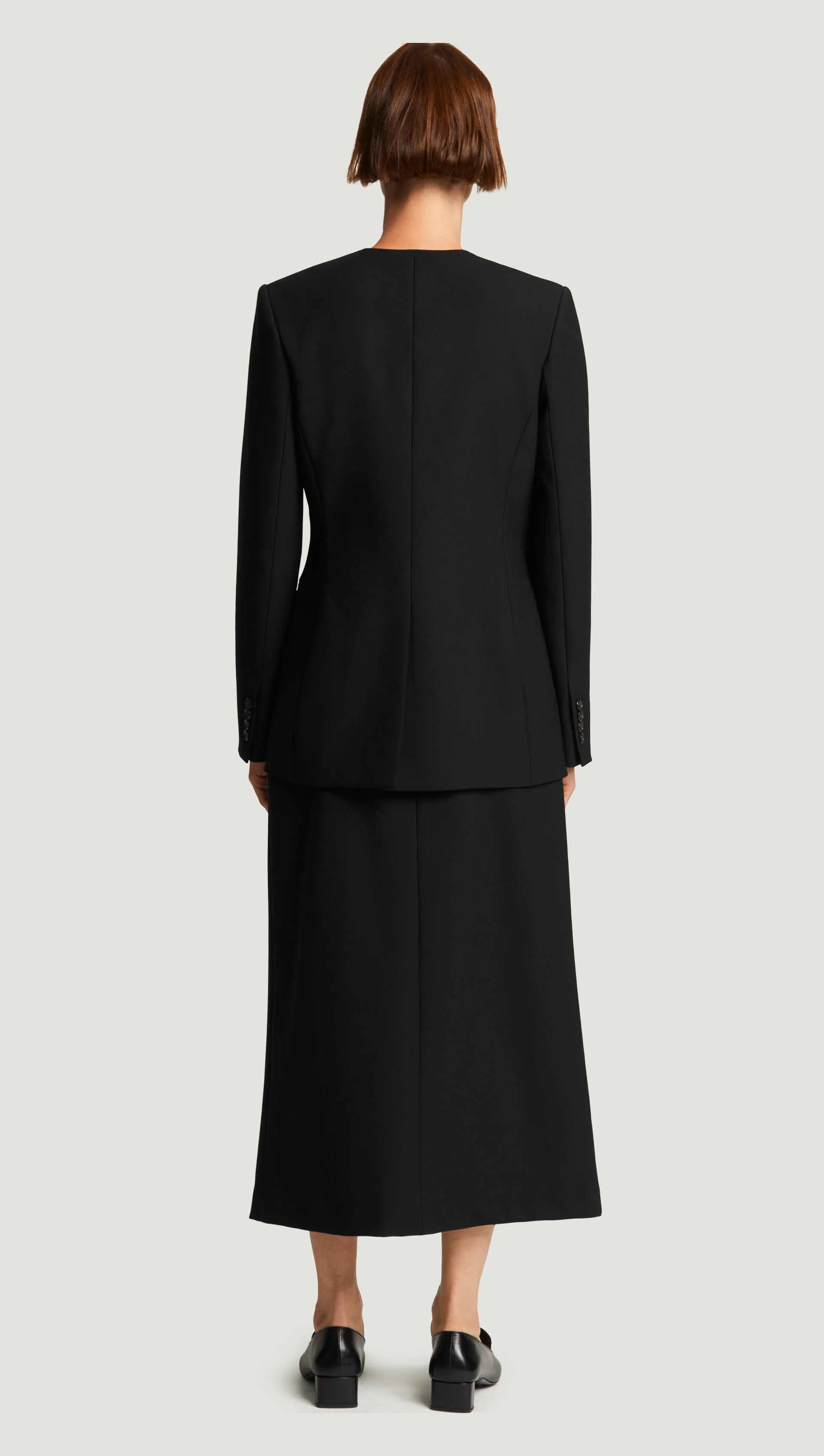 V-Neck Blazer in Heavy Wool Twill | Black - Image 4