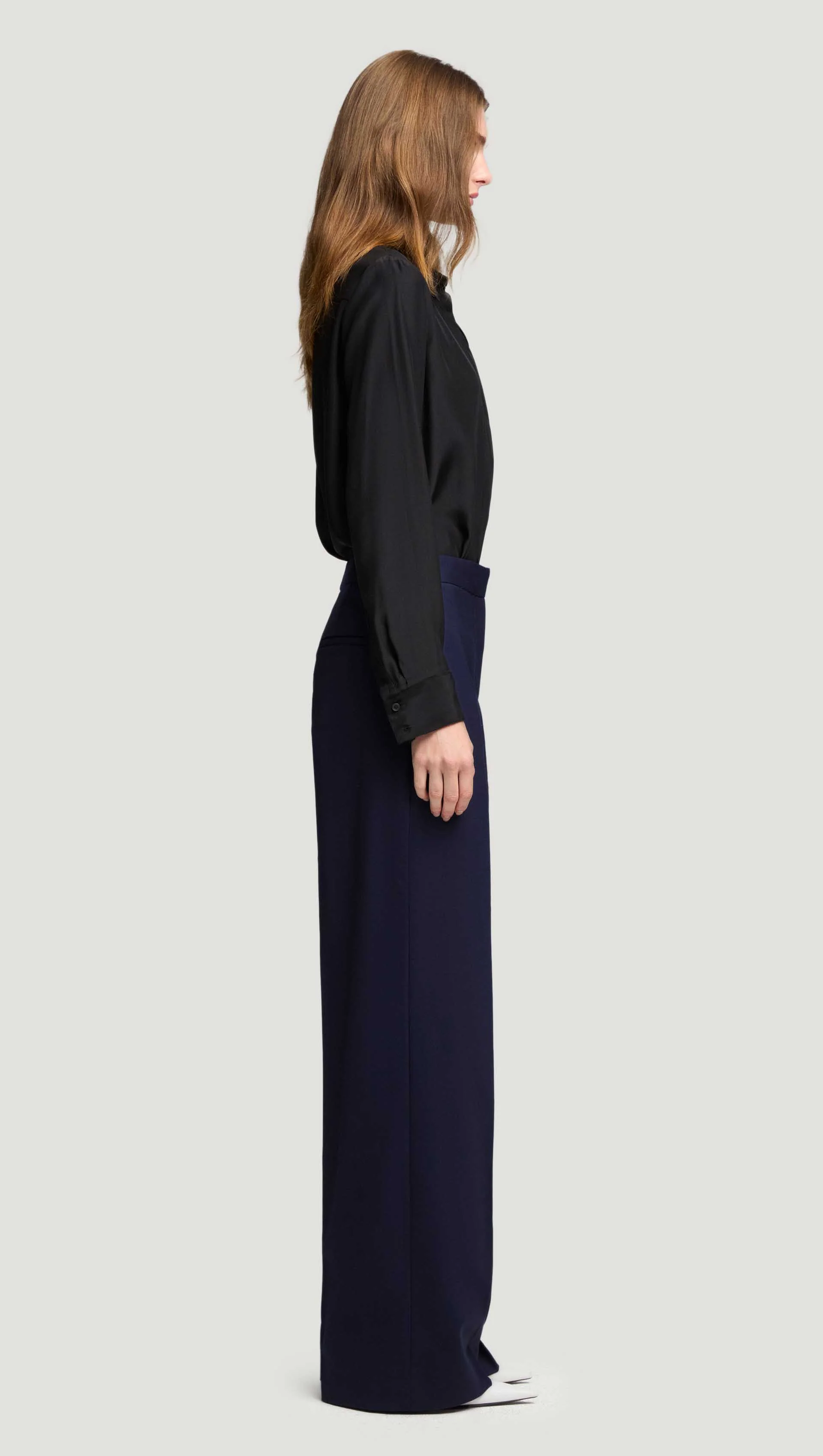 Wide Leg Trouser in Seasonless Wool | Navy - Image 4