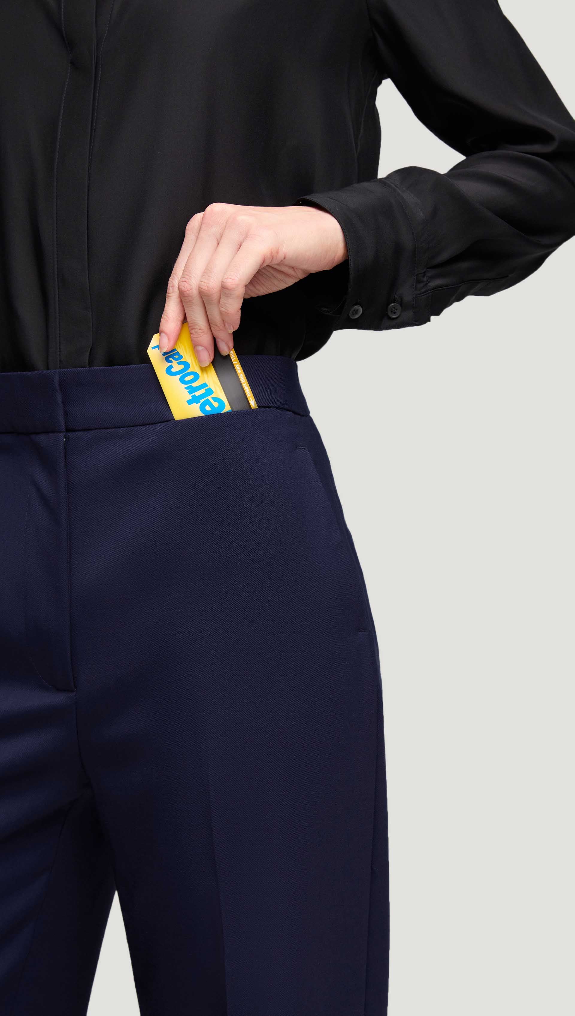 Wide Leg Trouser in Seasonless Wool | Navy - Image 5